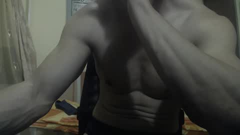 Snapshot of musculargod chatting on January 8, 8:39 pm SexyMuscled online show from January 8, 8:39 pm