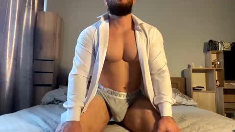 muscularjuggler online show from December 16, 4:39 am