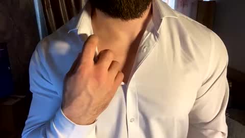 muscularjuggler online show from April 8, 1:38 am