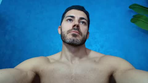 Snapshot of muscularmaster chatting on June 20, 10:23 pm muscularmaster onlyfans online show from June 20, 10:23 pm