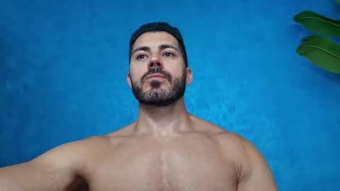 Snapshot of muscularmaster chatting on July 5, 9:27 am muscularmaster onlyfans online show from July 5, 9:27 am