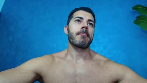 Snapshot of muscularmaster chatting on July 13, 8:50 am muscularmaster onlyfans online show from July 13, 8:50 am