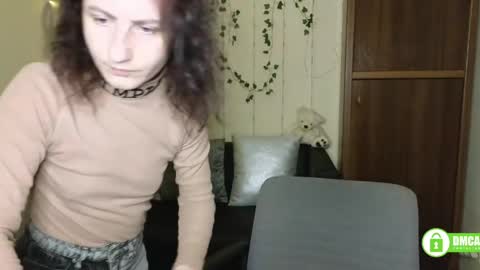 Jenya online show from April 4, 5:21 pm