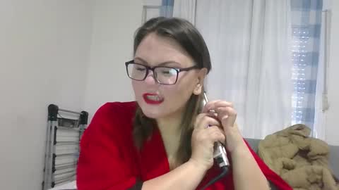 musechic_wild online show from February 25, 10:58 am