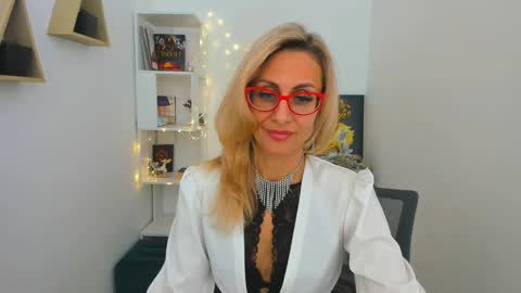 Diana online show from January 12, 3:03 pm