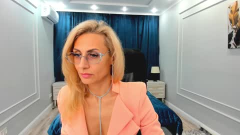 Diana online show from February 5, 11:44 am