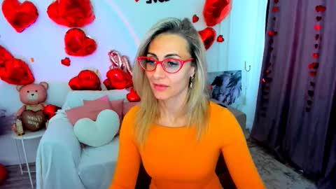 Diana online show from February 4, 11:38 am