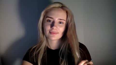 Snapshot of musescorner chatting on November 17, 3:18 pm musescorner online show from November 17, 3:18 pm