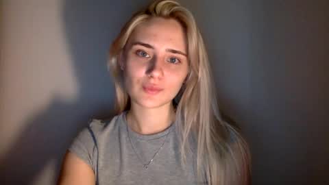 Snapshot of musescorner chatting on November 23, 7:46 pm musescorner online show from November 23, 7:46 pm