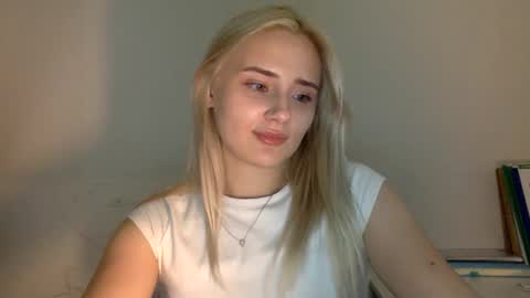 Snapshot of musescorner chatting on December 2, 5:08 pm musescorner online show from December 2, 5:08 pm