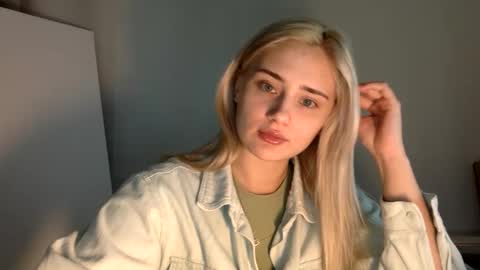 Snapshot of musescorner chatting on December 5, 4:36 pm musescorner online show from December 5, 4:36 pm