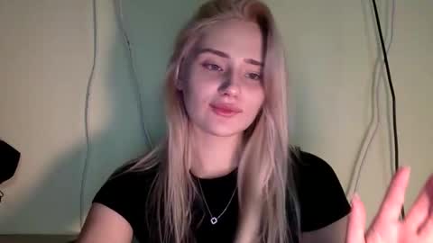 Snapshot of musescorner chatting on January 8, 7:27 pm musescorner online show from January 8, 7:27 pm