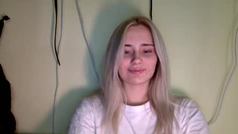 Snapshot of musescorner chatting on January 15, 7:50 pm musescorner online show from January 15, 7:50 pm