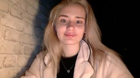 Snapshot of musescorner chatting on February 1, 6:28 pm musescorner online show from February 1, 6:28 pm