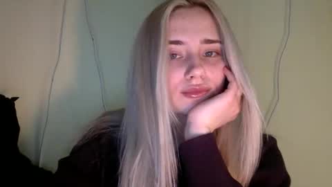 Snapshot of musescorner chatting on February 7, 12:31 pm musescorner online show from February 7, 12:31 pm