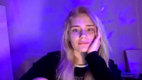 Snapshot of musescorner chatting on February 21, 3:24 pm musescorner online show from February 21, 3:24 pm