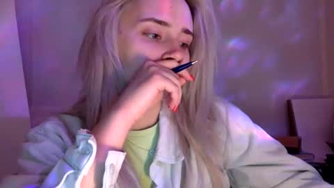 Snapshot of musescorner chatting on February 23, 3:31 pm musescorner online show from February 23, 3:31 pm