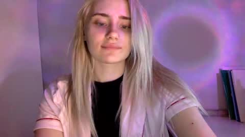 musescorner online show from April 12, 4:12 pm