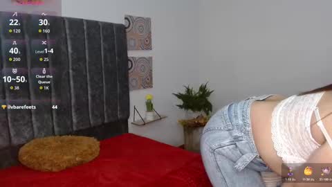 mushi_ online show from November 15, 4:03 pm