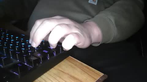 mushroomtip0202 online show from November 27, 9:00 am