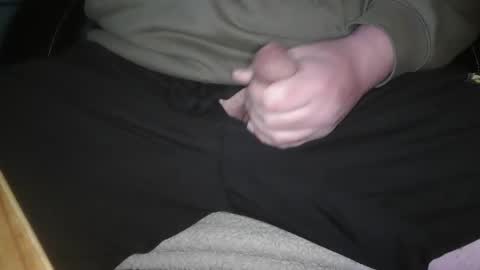 mushroomtip0202 online show from December 3, 6:10 am