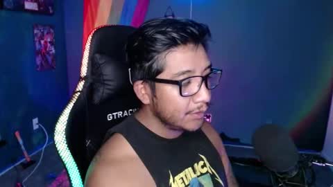 Snapshot of mushrooncat chatting on October 5, 12:47 pm mushrooncat online show from October 5, 12:47 pm