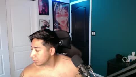 Snapshot of mushrooncat chatting on February 1, 1:48 am mushrooncat online show from February 1, 1:48 am