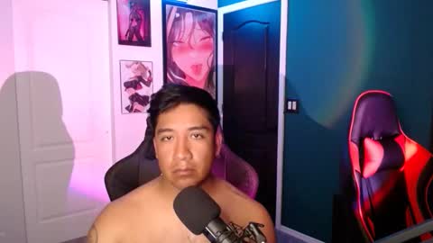 Snapshot of mushrooncat chatting on February 12, 3:01 am mushrooncat online show from February 12, 3:01 am