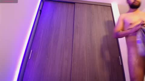 chlo rose and nico weiss online show from March 3, 3:18 pm