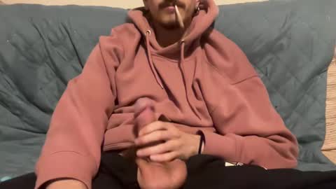 Snapshot of muupp69 chatting on December 20, 4:36 pm muupp69 online show from December 20, 4:36 pm