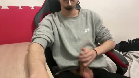 Snapshot of muupp69 chatting on January 13, 3:36 pm muupp69 online show from January 13, 3:36 pm