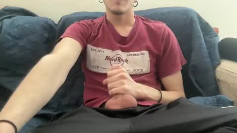 Snapshot of muupp69 chatting on February 6, 2:04 pm muupp69 online show from February 6, 2:04 pm