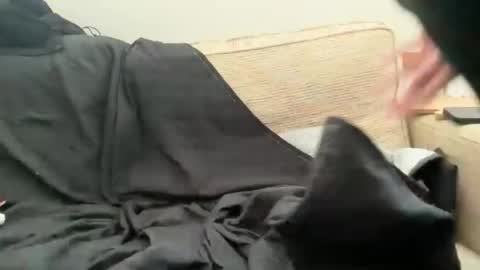 Snapshot of muupp69 chatting on March 4, 8:35 am muupp69 online show from March 4, 8:35 am