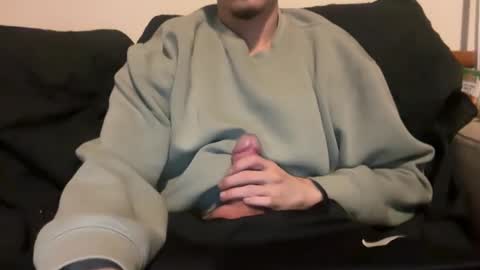 Snapshot of muupp69 chatting on March 6, 8:27 pm muupp69 online show from March 6, 8:27 pm