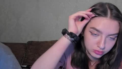 Snapshot of muuur_fam chatting on September 26, 3:49 pm HEY online show from September 26, 3:49 pm