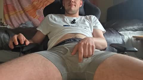 Snapshot of muzzy624406 chatting on October 4, 1:20 pm Muzzy online show from October 4, 1:20 pm