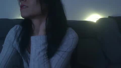 Snapshot of mweed95 chatting on November 27, 3:52 am mweed95 online show from November 27, 3:52 am