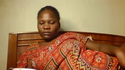 mwekas568403 online show from October 17, 2:37 am