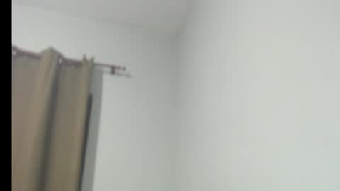 Snapshot of mwmgaara chatting on February 8, 1:32 am mwmgaara online show from February 8, 1:32 am