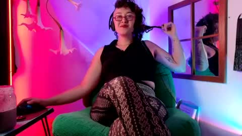 Mx. Anouk Divine online show from August 3, 1:04 am
