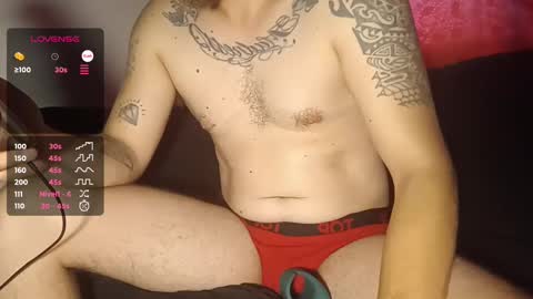 Snapshot of mxdnxss chatting on January 1, 11:51 pm Maty online show from January 1, 11:51 pm