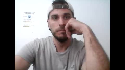 Snapshot of mxxxl666 chatting on May 3, 5:30 pm mxxxl666 online show from May 3, 5:30 pm