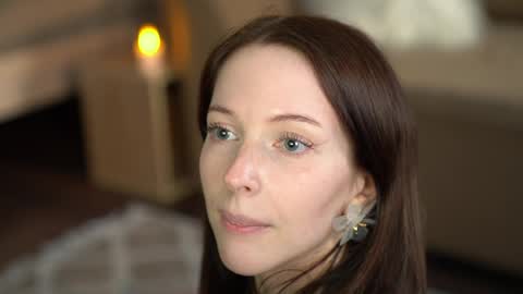 STELLA online show from April 2, 3:31 pm