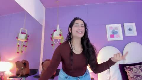 Snapshot of my_aleja_ chatting on September 19, 1:01 pm my_aleja_ online show from September 19, 1:01 pm