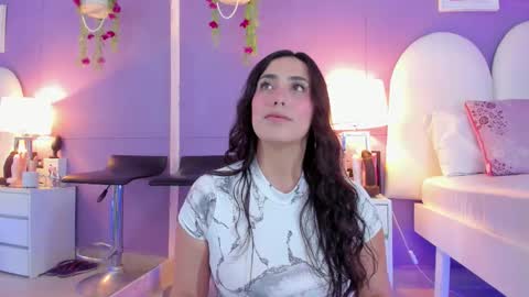 Snapshot of my_aleja_ chatting on October 24, 2:24 pm my_aleja_ online show from October 24, 2:24 pm