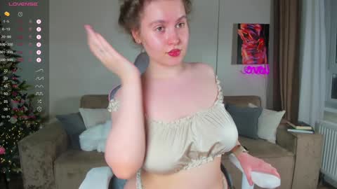 Snapshot of my_emmy chatting on January 31, 8:54 pm Emmy online show from January 31, 8:54 pm