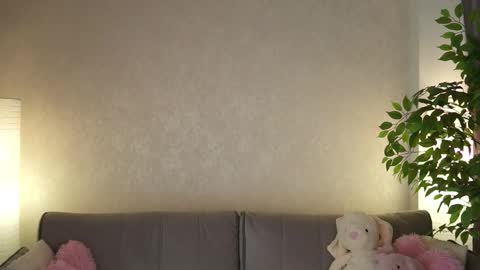 Polly online show from March 17, 1:25 pm