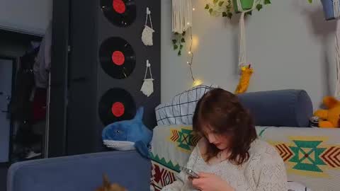  PARIS   online show from January 25, 7:49 am