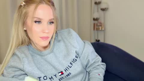 Mya-be Yours P online show from March 1, 6:21 pm