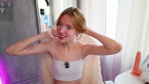 Lana online show from April 3, 7:28 am